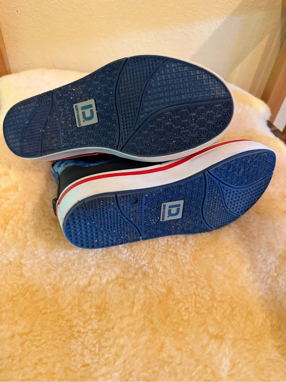 Drycode Gear Blue Camo Slip-On Rain & Snow Boots - men’s 8 - women’s 9